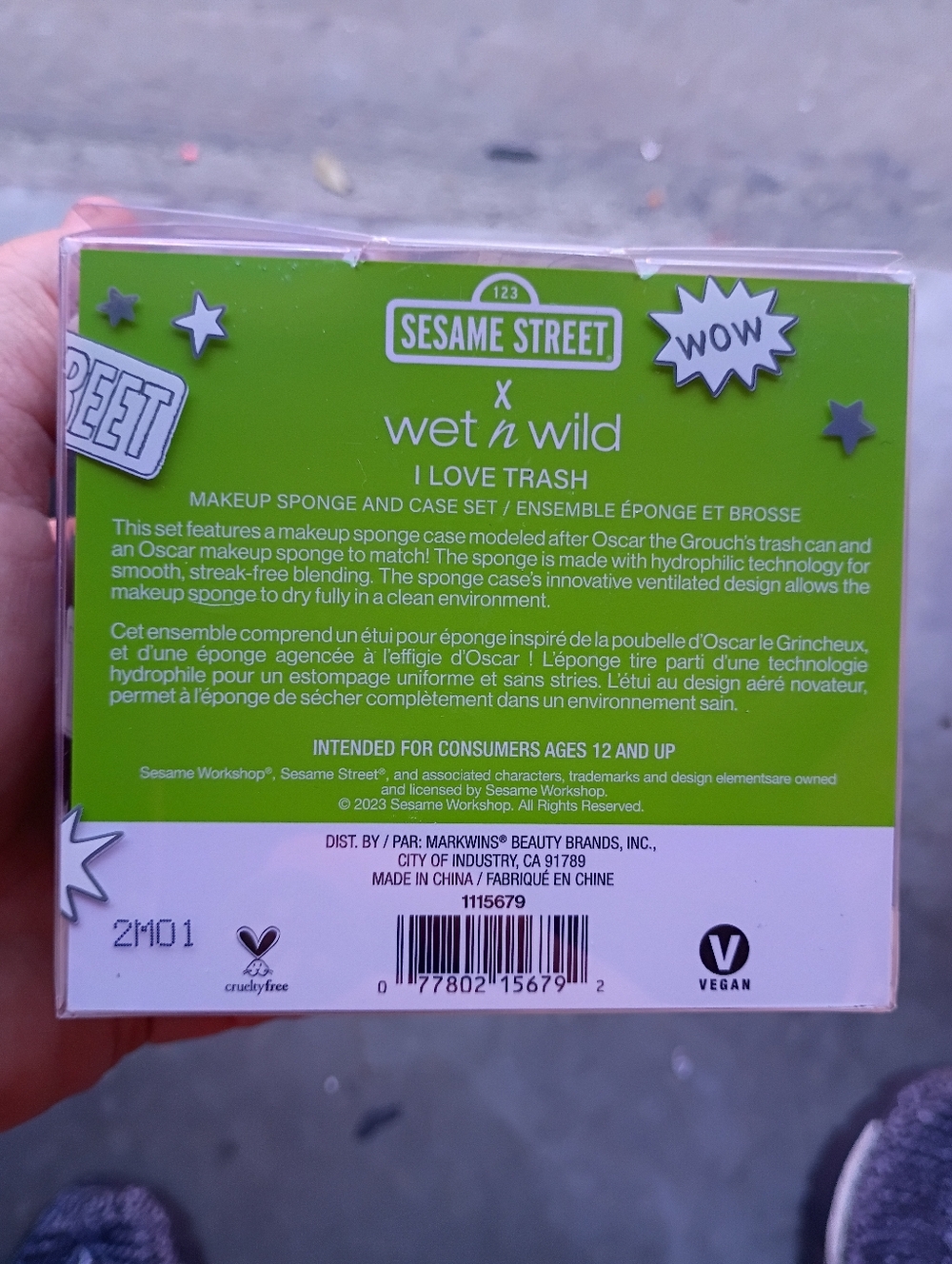 Sesame Street Wet N Wild I Love Trash Oscar Makeup Sponge and Case Set - Picture 2 of 5